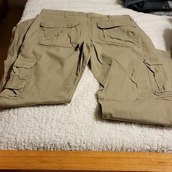 Wrangler cargo pants - Picture 3 of 4